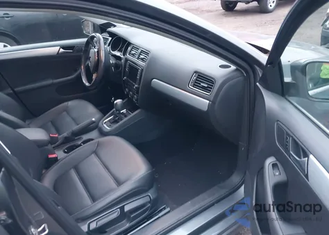 2018 Volkswagen Jetta 1.8T Sel из США, поврежденный, VIN 3VWL17AJ0JM209020